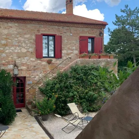 Holiday home Charming House In + Pool