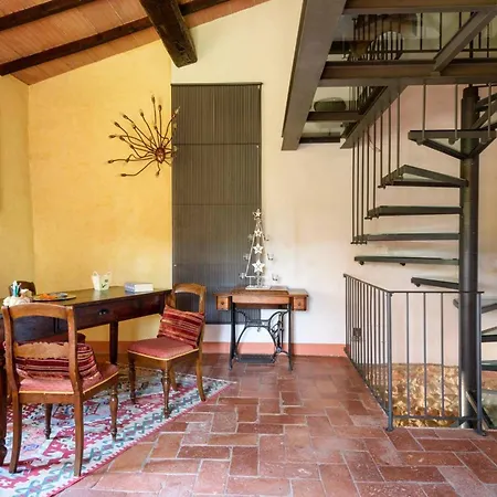 Charming House In + Pool Trequanda