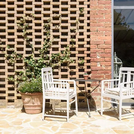 Charming House In + Pool Casa de Férias
