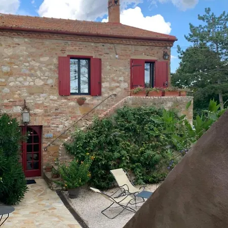 Ferienhaus Charming House In + Pool Trequanda